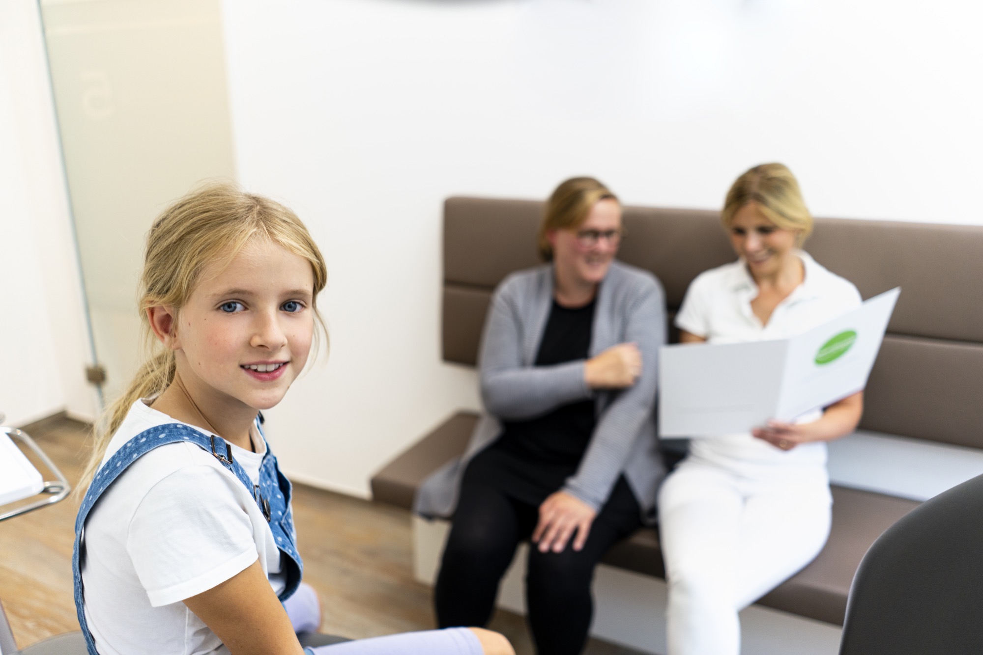 Kieferorthopädee am Friesenplatz - Wartezimmer